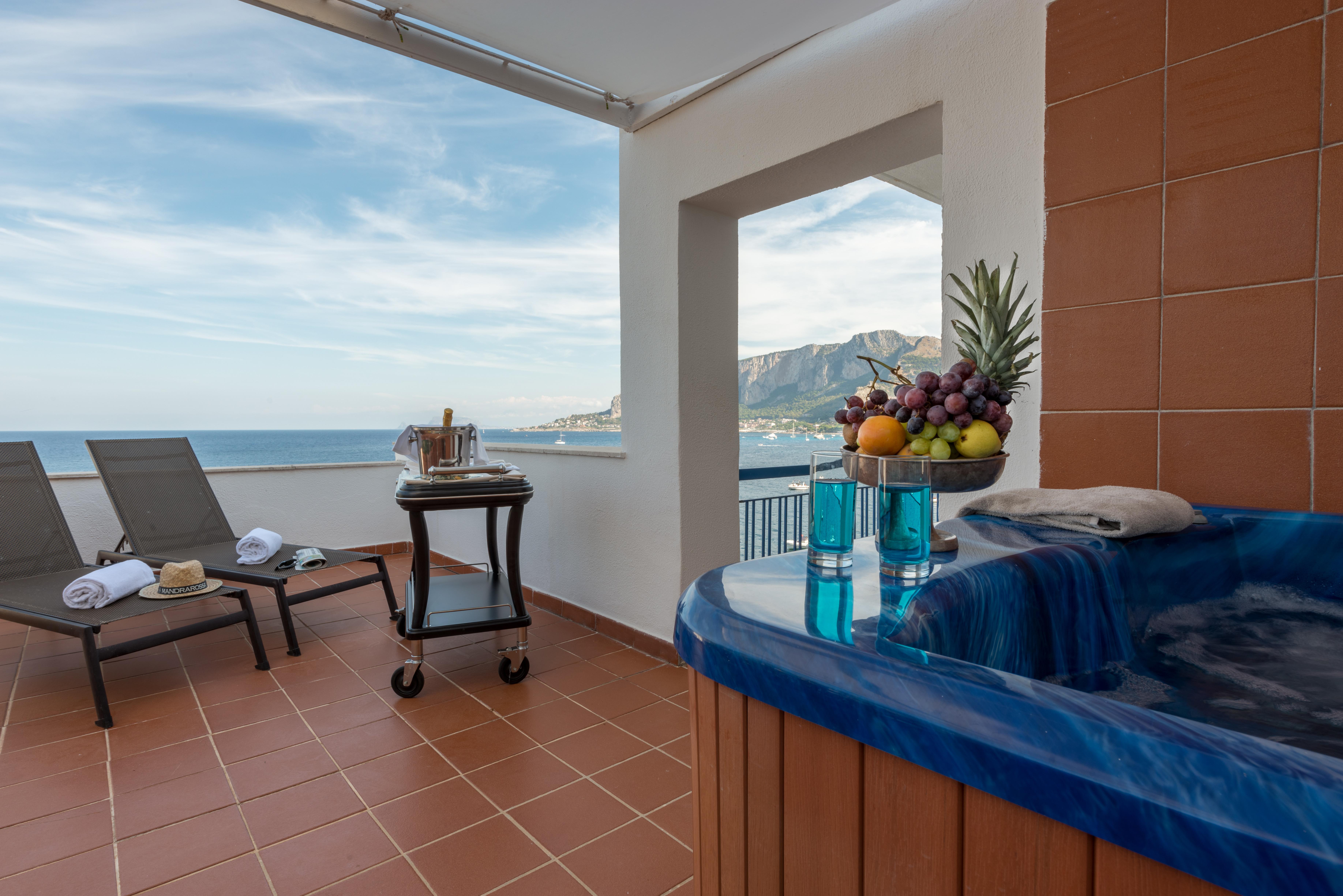 Splendid Hotel La Torre Mondello Esterno foto