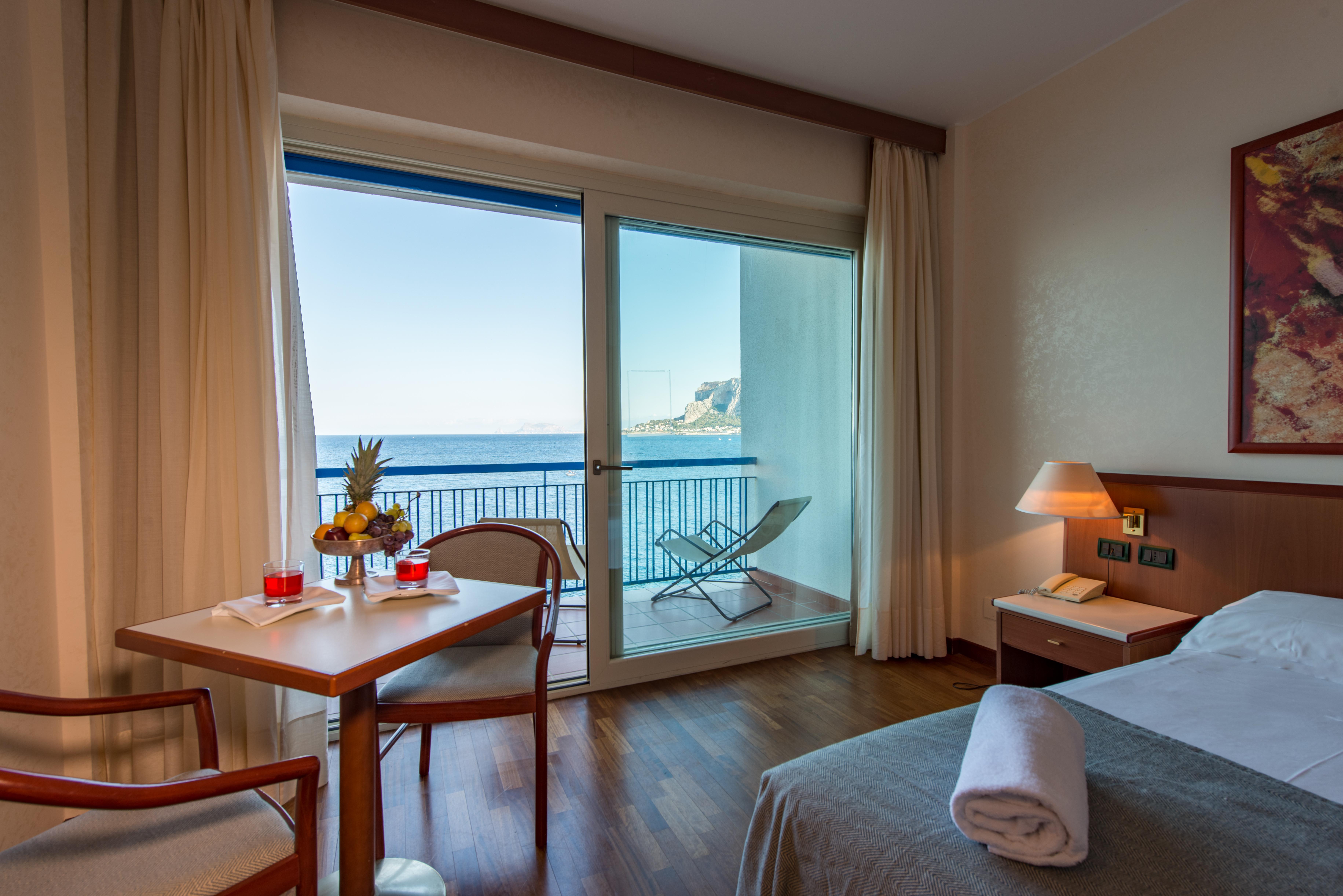 Splendid Hotel La Torre Mondello Esterno foto